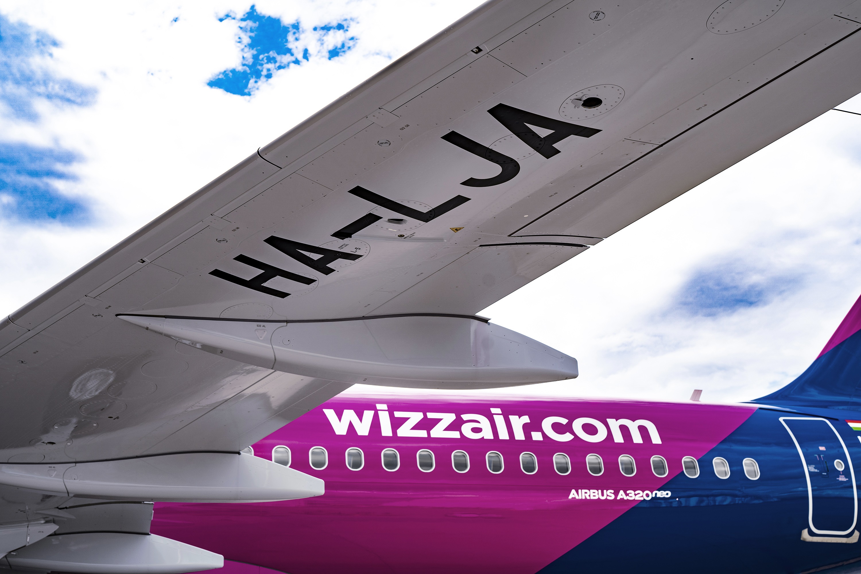 WIZZ AIR CELEBRATES THE OPENING OF ITS BACĂU BASE